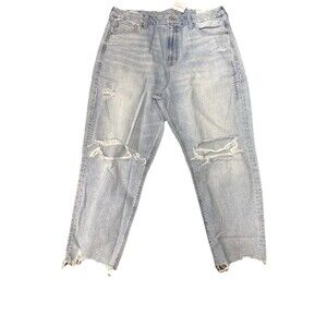 American Eagle Strigid High Rise Curvy Ripped Mom Jean Sz 18 Light Blue Wash NEW